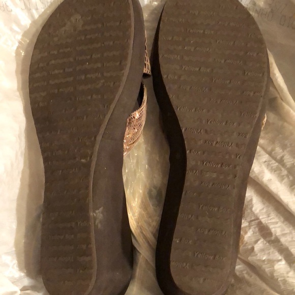 Yellow Box wedge sandal SZ 7 - Picture 5 of 5